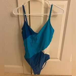 Summersalt The Marina Colorblock Size 6